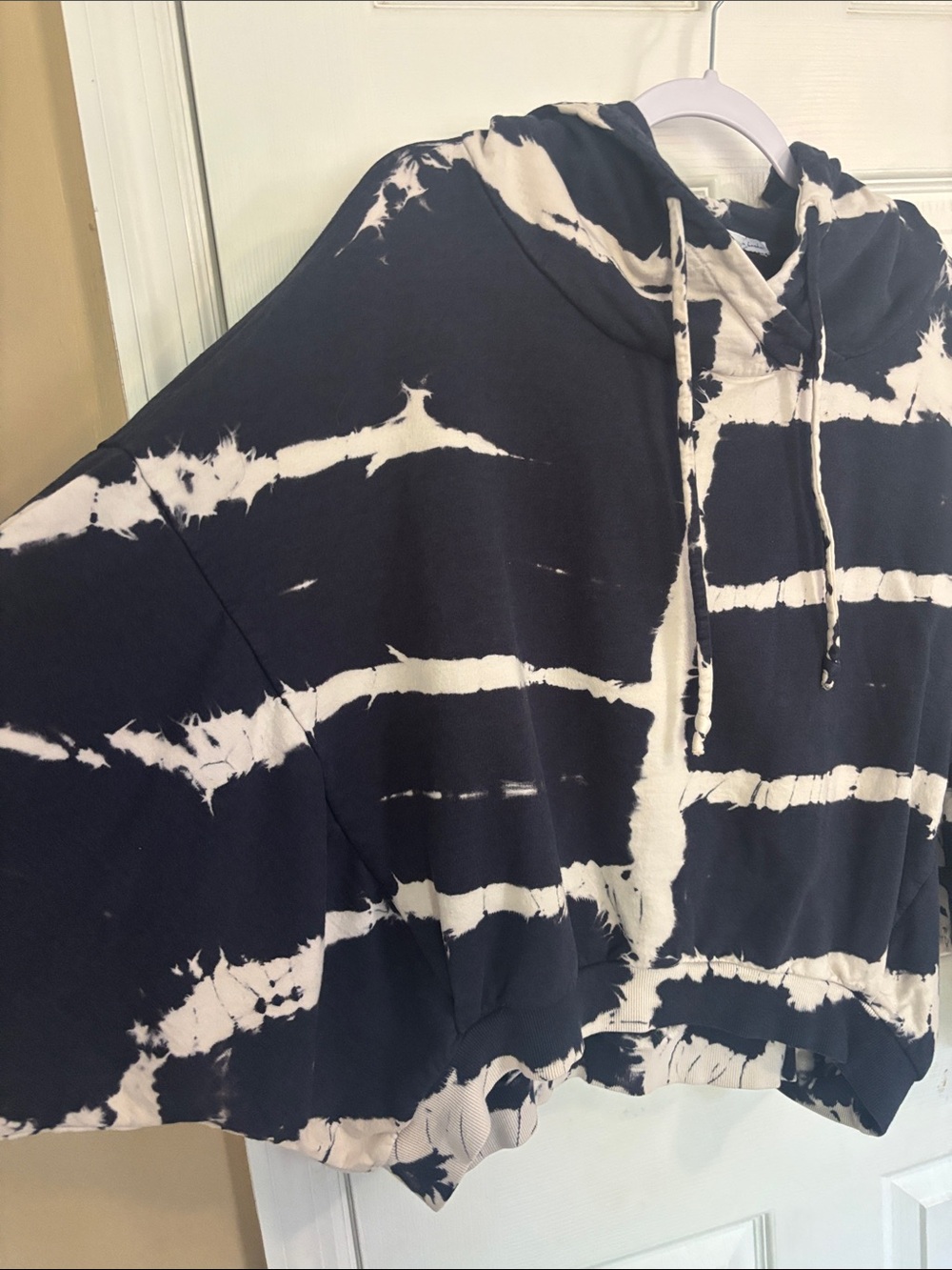 Young Fabulous & Broke Cropped Tie-Dye Hoodie in Navy and White - Picture 13 of 13